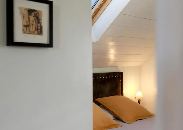 Couette-café D'hôtes Couleurs Du Temps 3*